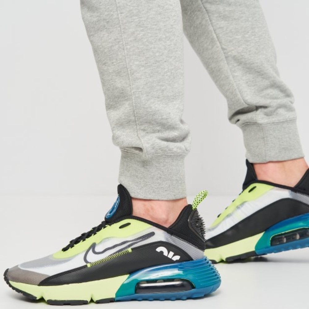 New Nike Air Max 2090 Volt Sneakers - Picture 2 of 9